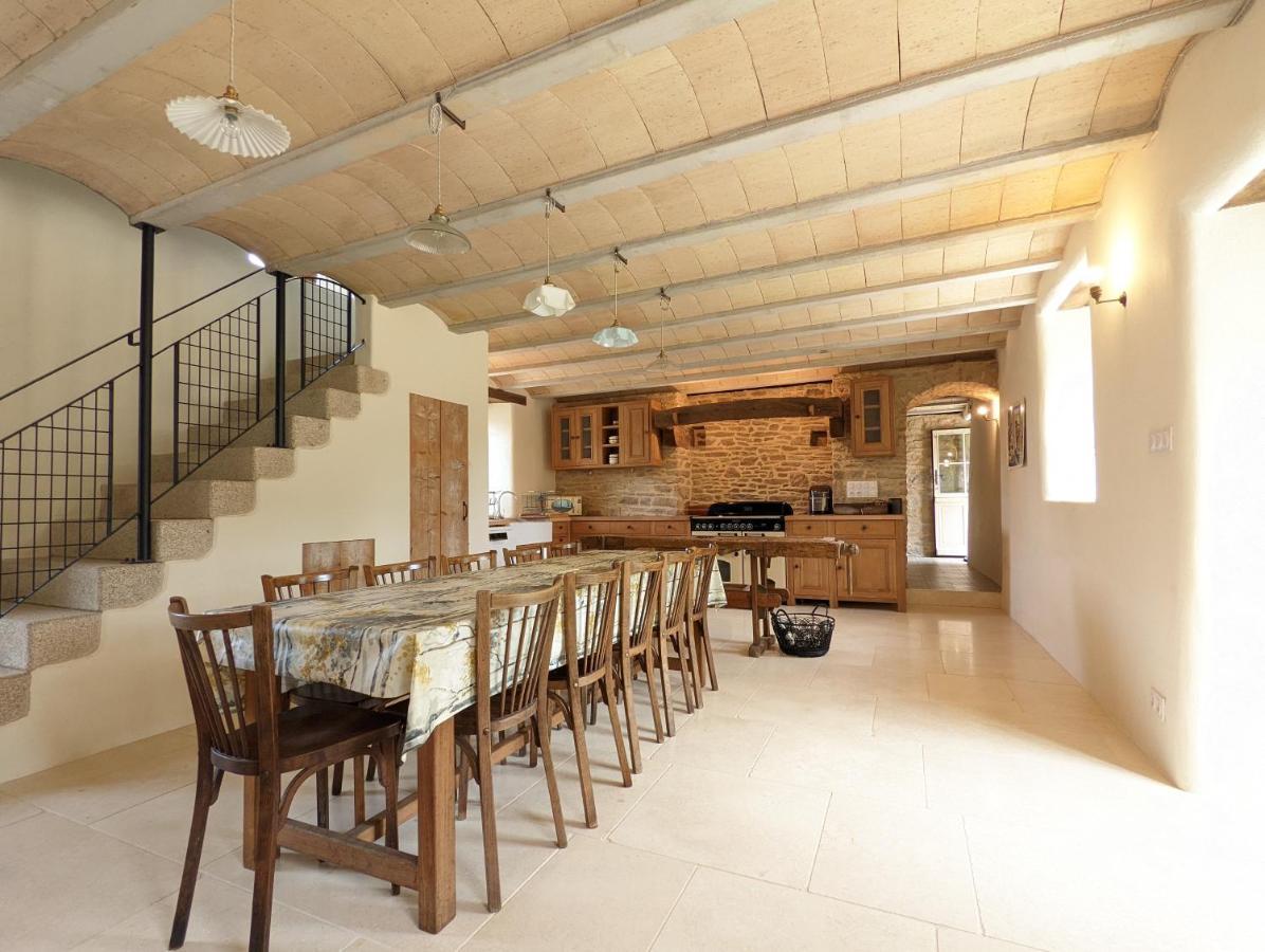 Maison Typique Bretonne Avec Toit De Chaume Camors Exteriér fotografie